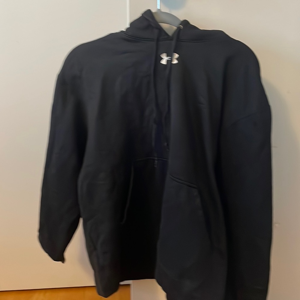 Under Armour Hoodie, seldom worn